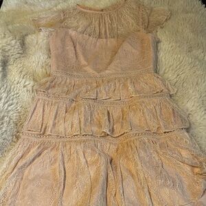 Adrianna Papell baby pink Lace, ruffled dress Size 10 EUC perfect Y2K dress
